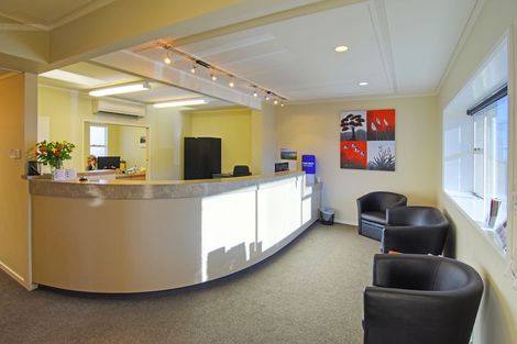 Photo of property in 10 Park Street, Thorndon, Wellington, 6011