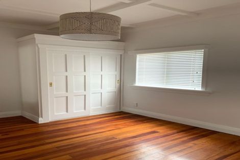 Photo of property in 66 Moire Road, Massey, Auckland, 0614