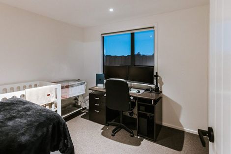 Photo of property in 30 Burbank Road, Wanaka, 9382