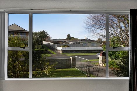 Photo of property in 17 Lantana Avenue, Bell Block, New Plymouth, 4312