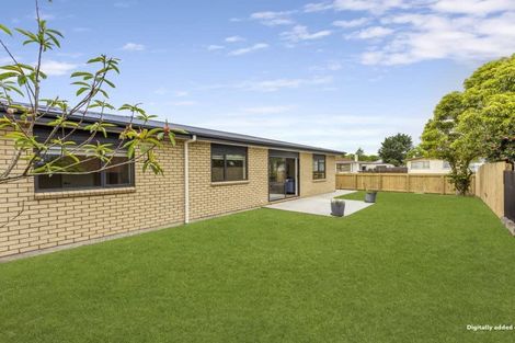 Photo of property in 15a Freyberg Street, Feilding, 4702