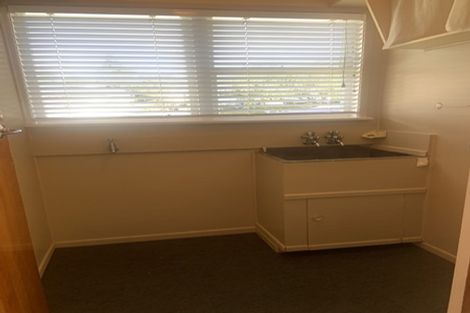 Photo of property in 43 Mason Street, New Lynn, Auckland, 0600