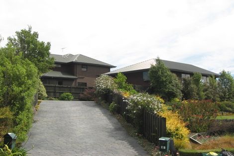 Photo of property in 2/3 Rosthwaite Place, Westmorland, Christchurch, 8025