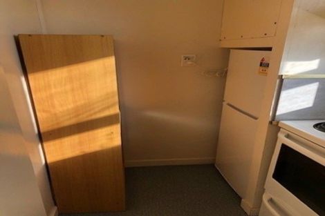 Photo of property in 82 Rolleston Street, Mount Cook, Wellington, 6021