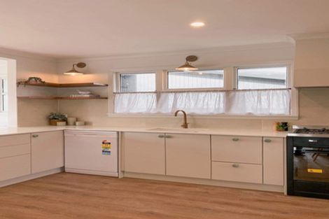 Photo of property in 98 Amyes Road, Hornby, Christchurch, 8042
