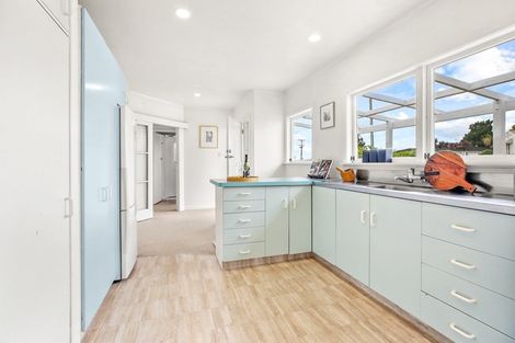 Photo of property in 5a Hillcrest Road, Hillcrest, Hamilton, 3216