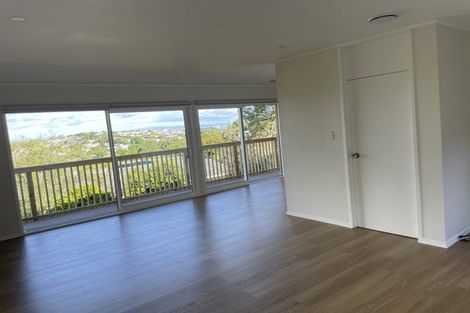 Photo of property in 2/37 Gretel Place, Hillcrest, Auckland, 0627