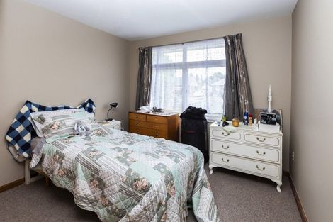 Photo of property in 242 Centaurus Road, Saint Martins, Christchurch, 8022