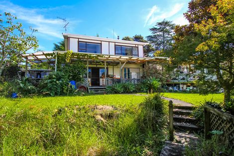 Photo of property in 92 Lincoln Park Avenue, Massey, Auckland, 0614