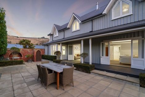 Photo of property in 33 Hardwicke Street, Sumner, Christchurch, 8081