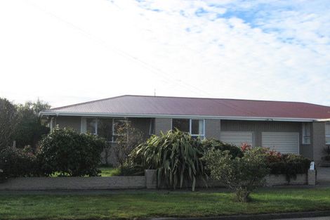 Photo of property in 83 Pine Avenue, New Brighton, Christchurch, 8061