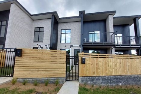Photo of property in 6/21 Awaroa Road, Sunnyvale, Auckland, 0612