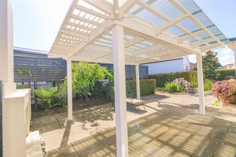 Photo of property in 2/2 Alma Road, Gonville, Whanganui, 4501