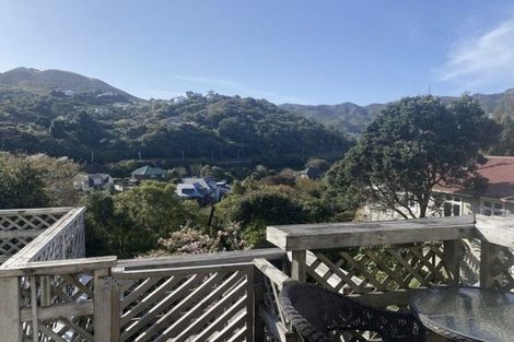 Photo of property in 14 Trelissick Crescent, Ngaio, Wellington, 6035