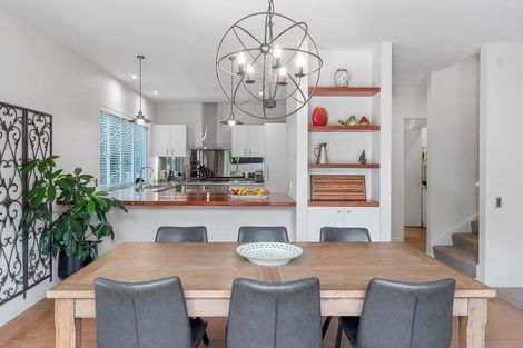 Photo of property in 215b Oceanbeach Road, Mount Maunganui, 3116