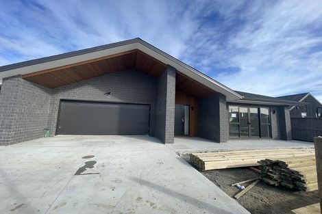 Photo of property in 6 Benjamin Place, Clevedon, 2582