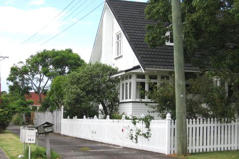Photo of property in 1/16 Fenwick Avenue, Milford, Auckland, 0620