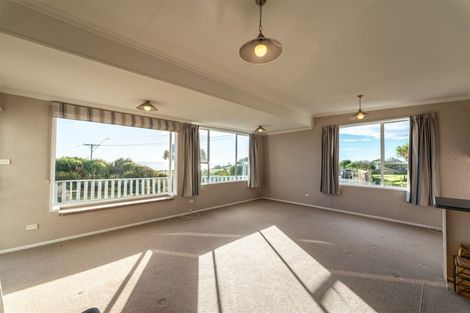 Photo of property in 4 Nasmyth Street, Kakanui, Oamaru, 9495