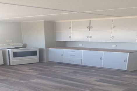 Photo of property in 906 Kiwi Street, Camberley, Hastings, 4120
