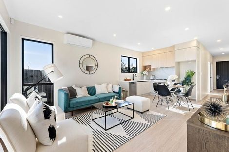 Photo of property in 33 Paretao Street, Massey, 0614