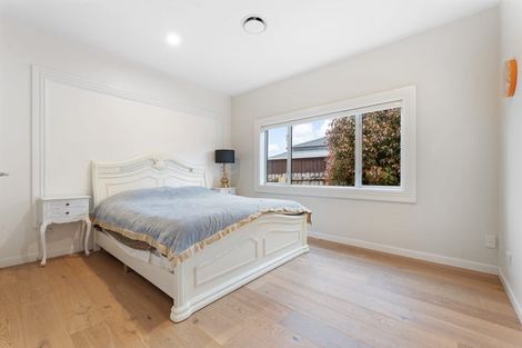 Photo of property in 17 Te Hoe Grove, Pinehill, Auckland, 0632