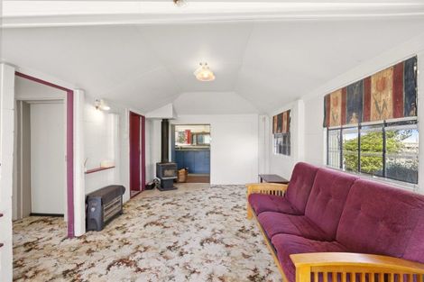Photo of property in 20 Queens Avenue, Waikuku Beach, 7402