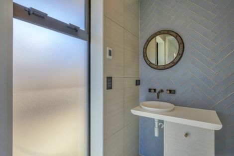 Photo of property in 58 Forest Heights, Wanaka, 9305