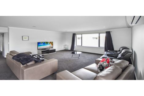 Photo of property in 32 Rhoboro Road, Twizel, 7901