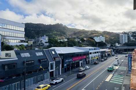 Photo of property in Metro Apartments, 7/220 Thorndon Quay, Pipitea, Wellington, 6011