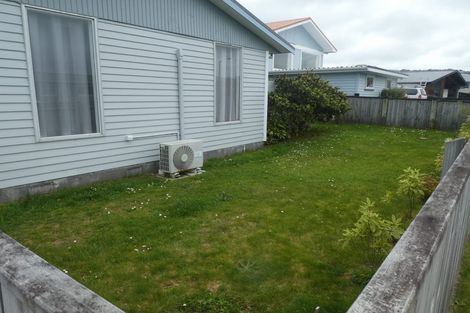 Photo of property in 1/23 Maple Grove, Maungaraki, Lower Hutt, 5010