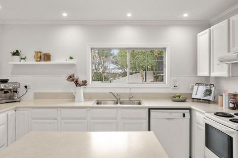 Photo of property in 28 Tawhiri View, Pyes Pa, Tauranga, 3112