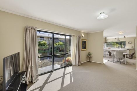 Photo of property in 30a Moulton Street, Moturoa, New Plymouth, 4310