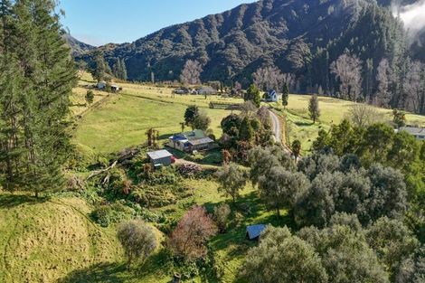 Photo of property in 217 Taumatatahi Road, Ngamatapouri, Wanganui, 4588