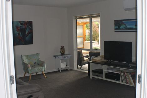 Photo of property in 18 Dawson Douglas Place, Kaiapoi, 7630