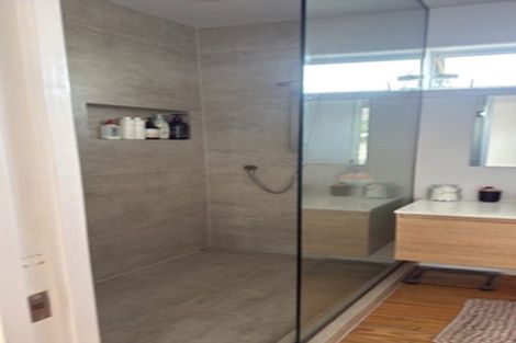 Photo of property in 1/248 Birkdale Road, Birkdale, Auckland, 0626