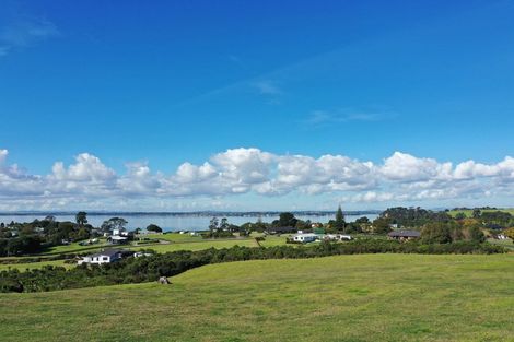 Photo of property in 28 Opoia Drive, Awhitu, 2684
