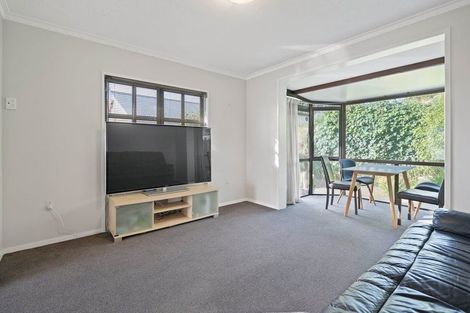 Photo of property in 2 Ringwood Place, Avonhead, Christchurch, 8042