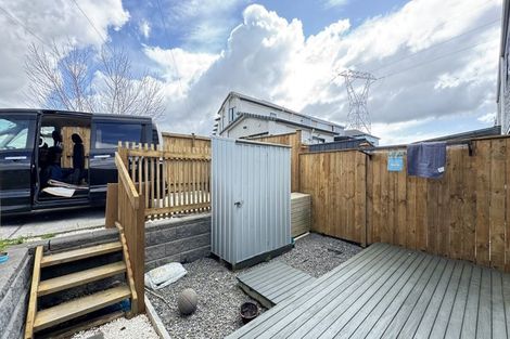 Photo of property in 2 Freshland Drive, Flat Bush, Auckland, 2019