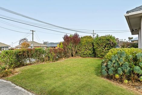 Photo of property in 15 Pembroke Street, Avondale, Christchurch, 8061