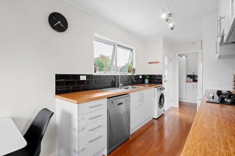 Photo of property in 8 Mckinley Place, Nawton, Hamilton, 3200