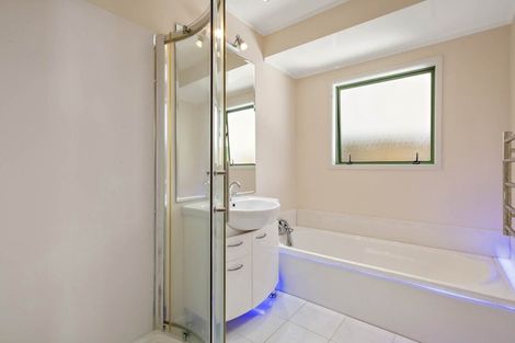 Photo of property in 74a Reynella Drive, Massey, Auckland, 0614