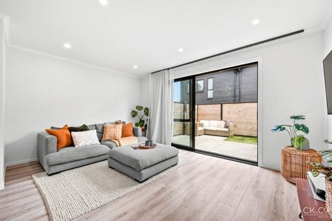 Photo of property in 3 Reakes Crescent, Wallaceville, Upper Hutt, 5018