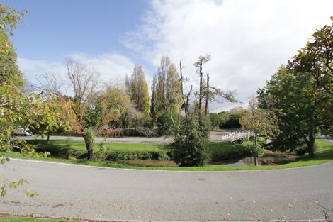 Photo of property in 79 Waimea Terrace, Beckenham, Christchurch, 8023