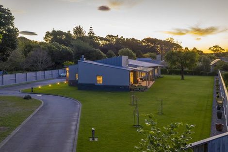 Photo of property in 6 Bressay Way, Waikanae, 5036
