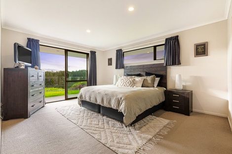 Photo of property in 92 Taiapa Valley Road, Muriwai, Waimauku, 0881