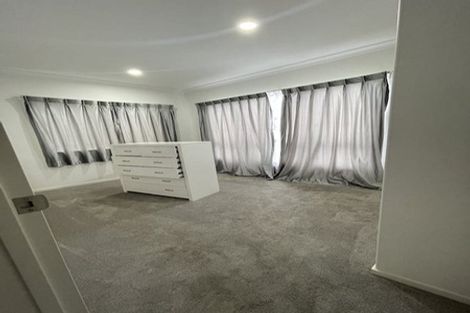 Photo of property in 34 Lime Hill Rise, Flat Bush, Auckland, 2019