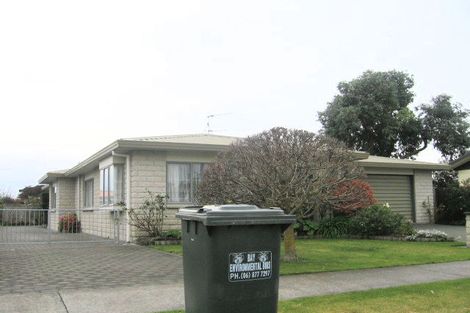Photo of property in 14 Hetley Crescent, Taradale, Napier, 4112