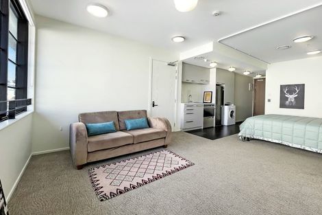 Photo of property in 205/3u Roxburgh Street, Mount Victoria, Wellington, 6011