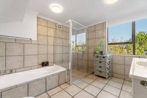 Photo of property in 988 Papamoa Beach Road, Papamoa Beach, Papamoa, 3118
