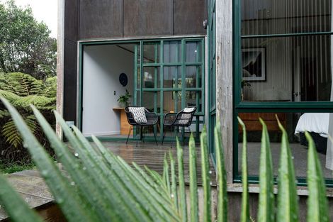 Photo of property in 6 Gannet Point, Rothesay Bay, Auckland, 0630